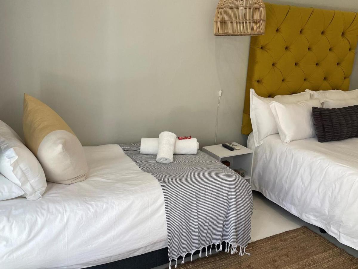 La Belle Guest House Bloemfontein Kamer foto